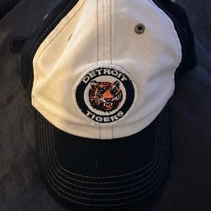 Cooperstown Collection Detroit Tigers Adjustable Women’s Hat